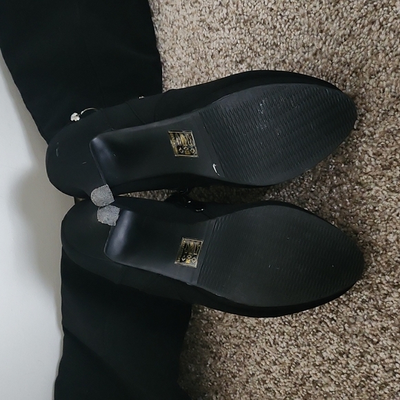 Dream Pairs Heeled Boots - Picture 2 of 2